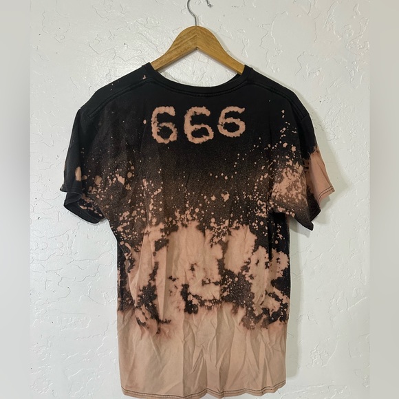 Iron Maiden vintage 1 of 1 tee - Picture 5 of 5